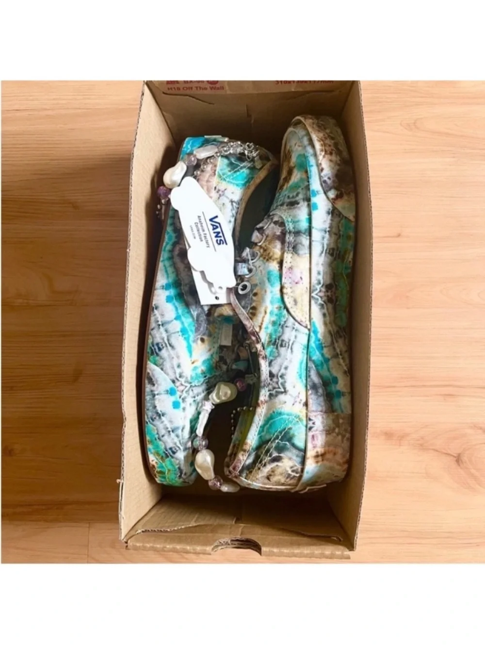 Vans Authentic 44 D Cosmic Traveler Pearl Women Size 9.5 US VNOA7Q5CPRL